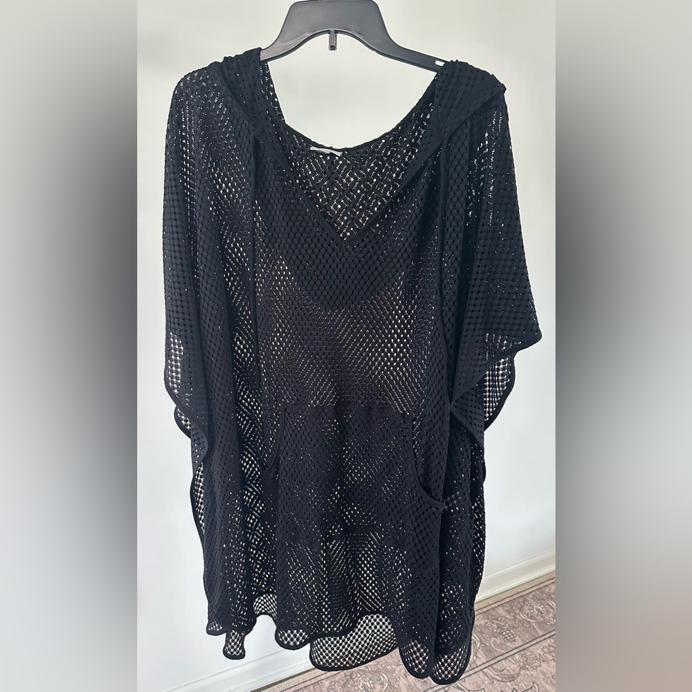 Avenue Black Hooded Coverup Size 22/24